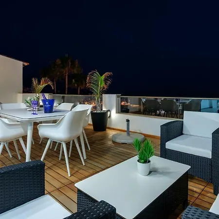 Penthouse Marina, La Caleta